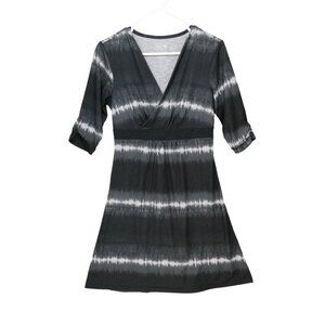 Mountain Hardwear Dress Size S Tie Dye 1/2 Sleeve Knee Length V‎ Neck Athletic